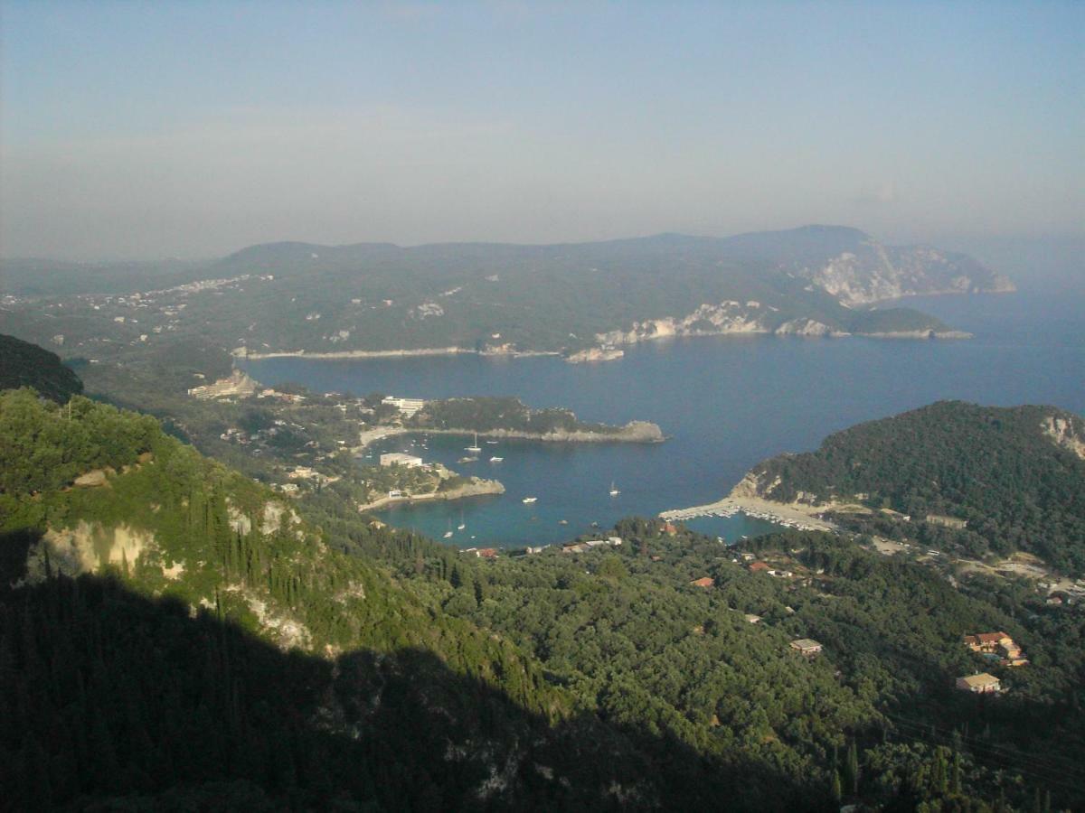 Archontiko Kourkoulos Makrades Bagian luar foto
